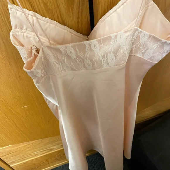 SOLD Pink satin mini dress - Picture 3 of 4